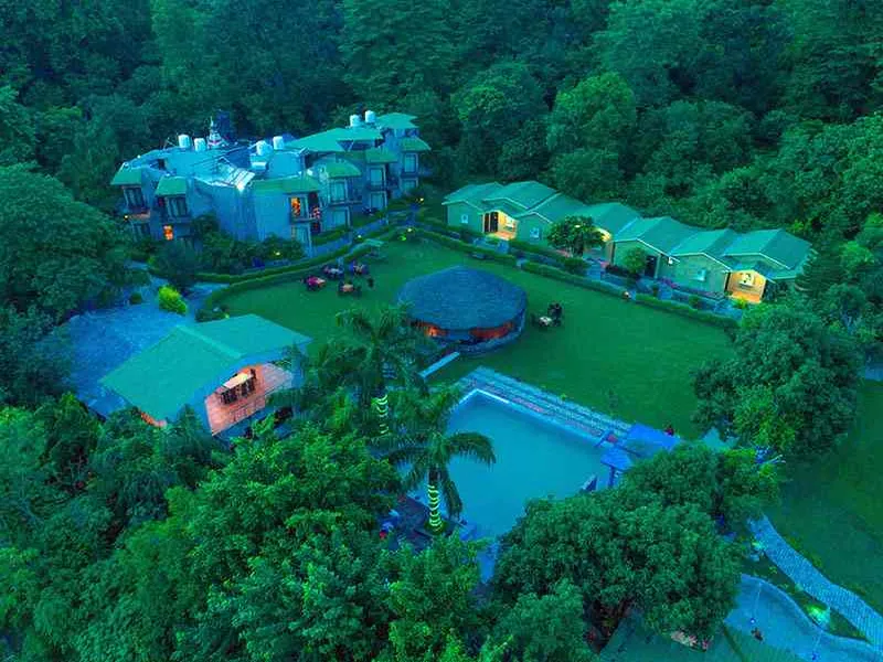 Deluxe Resort - Clarissa in corbett