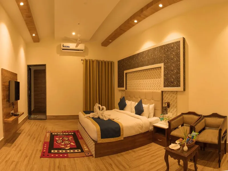 Clarissa Resort Room3